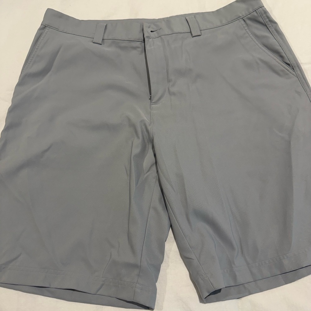 adidas Men's Light Gray Flat Front Golf Shorts 38